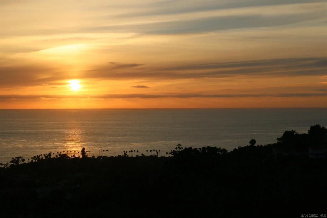 6125 Terryhill Dr - Photo 7 of 50