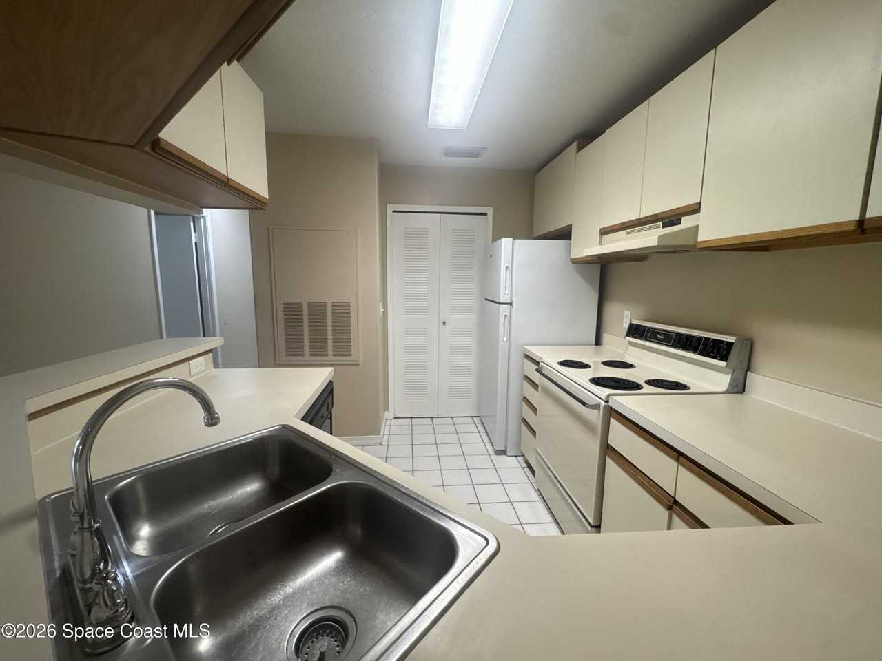 7667 N Wickham Rd #1107 - Photo 5 of 19