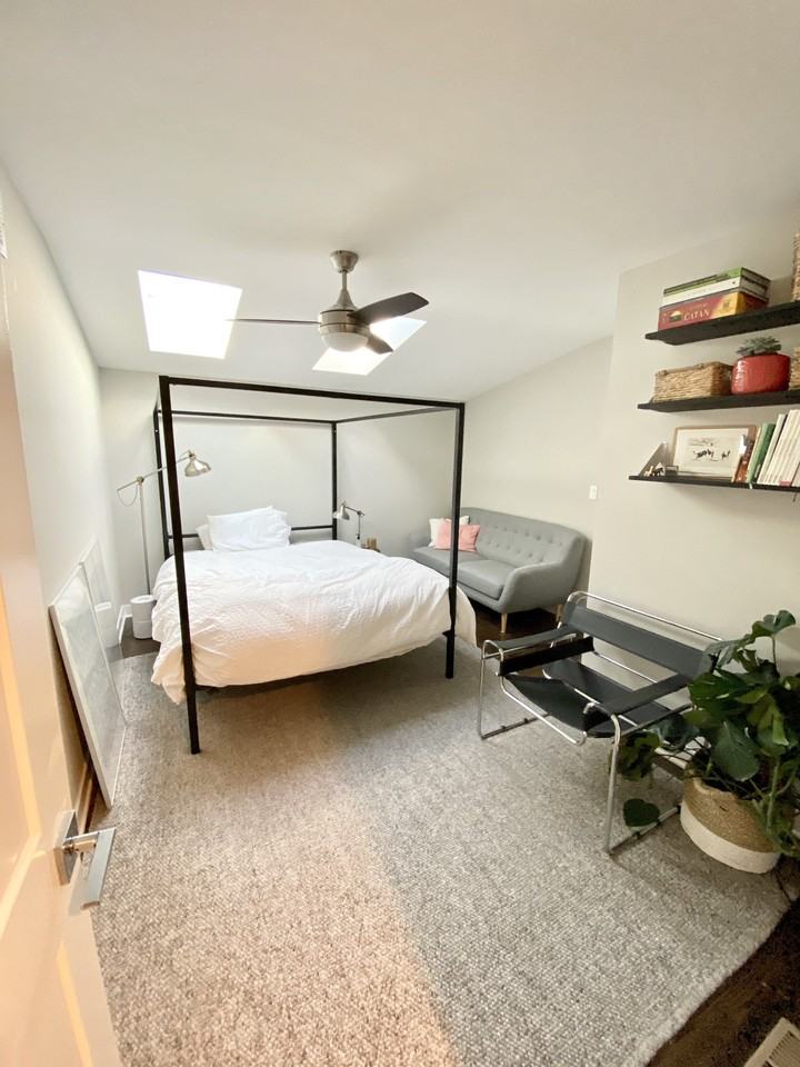 1854 W 18th St #3F - Photo 4 of 6