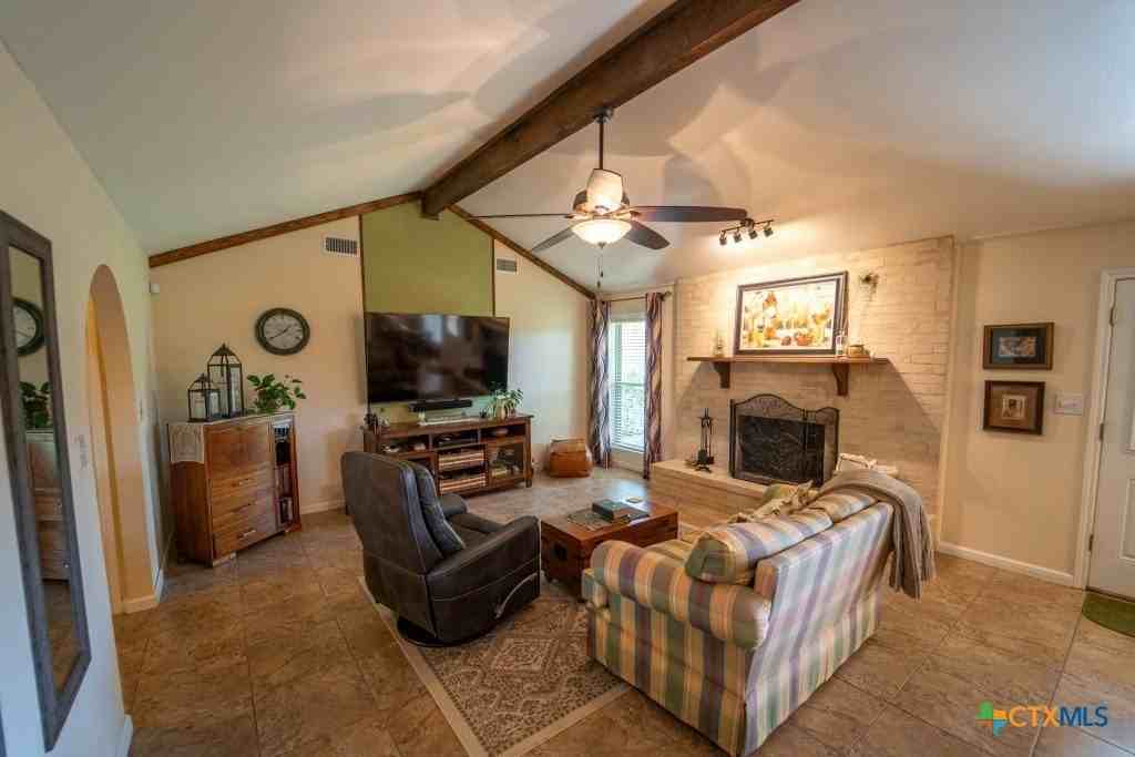 301 Antietam Dr - Photo 2 of 11