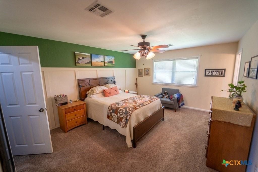 301 Antietam Dr - Photo 5 of 11