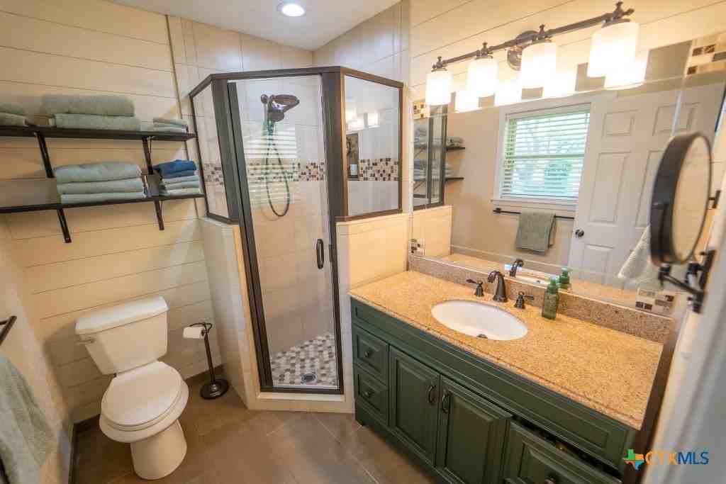 301 Antietam Dr - Photo 6 of 11