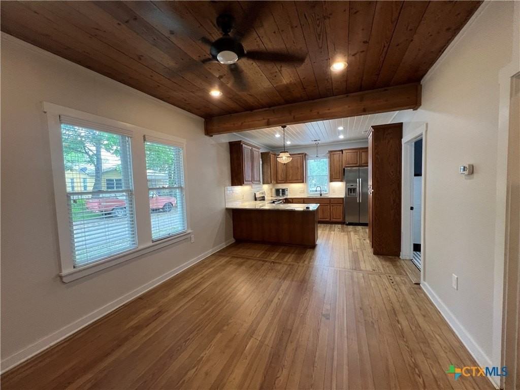 305 S Washington Ave - Photo 4 of 17