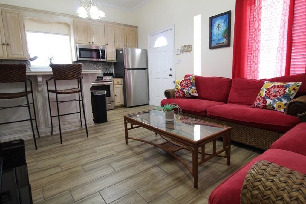 107 E Swordfish St - Photo 3 of 15