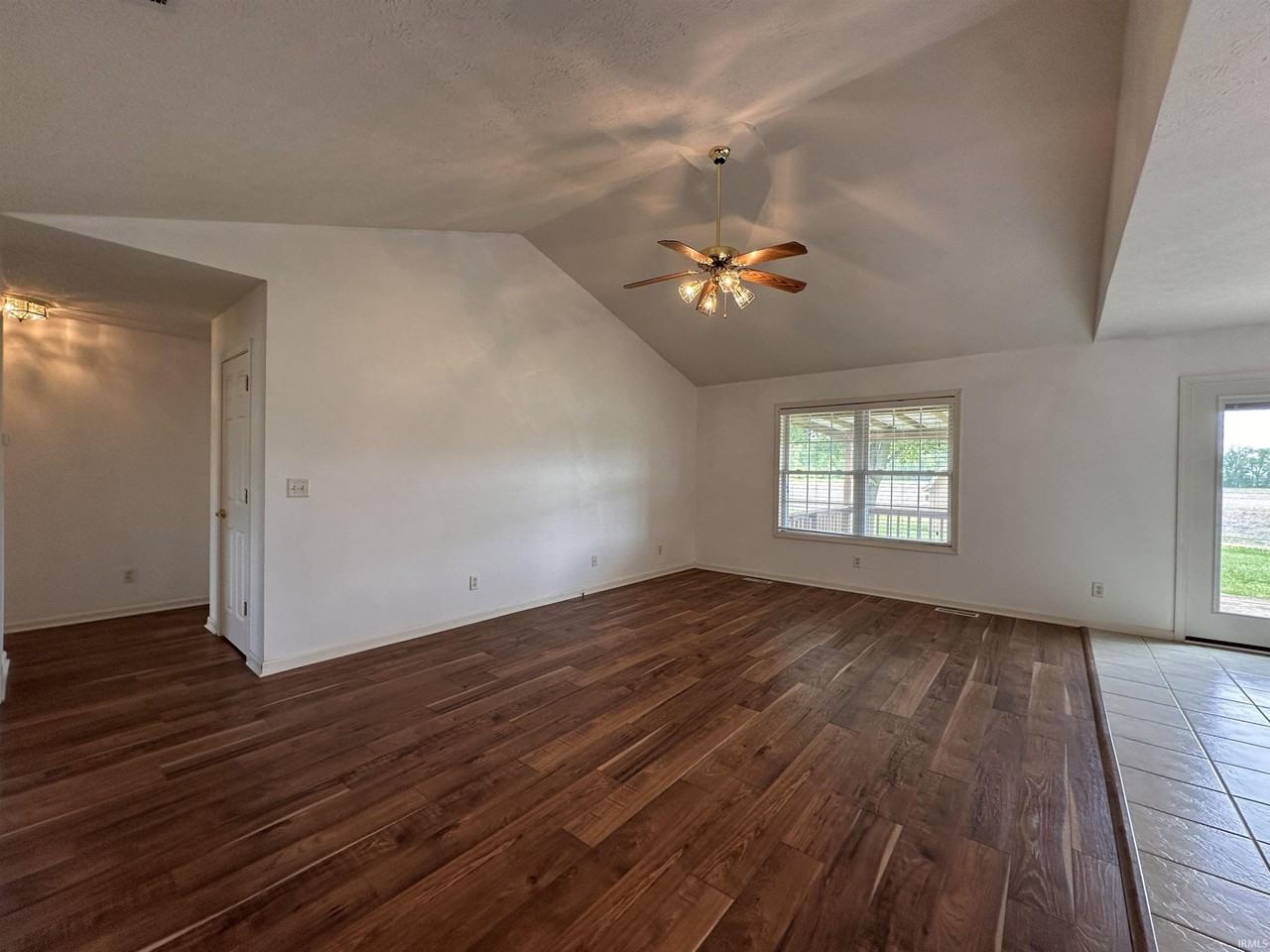 7411 Bent Branch Dr - Photo 2 of 23