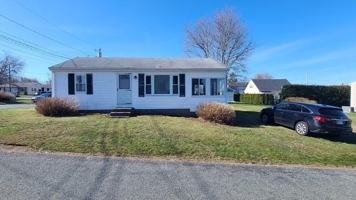 featured image of 2 Robertson Rd