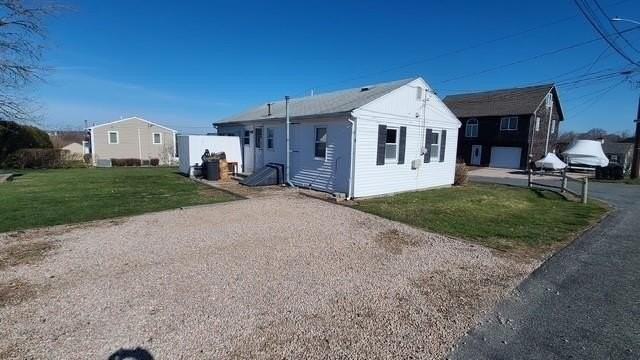 2 Robertson Rd - Photo 2 of 10