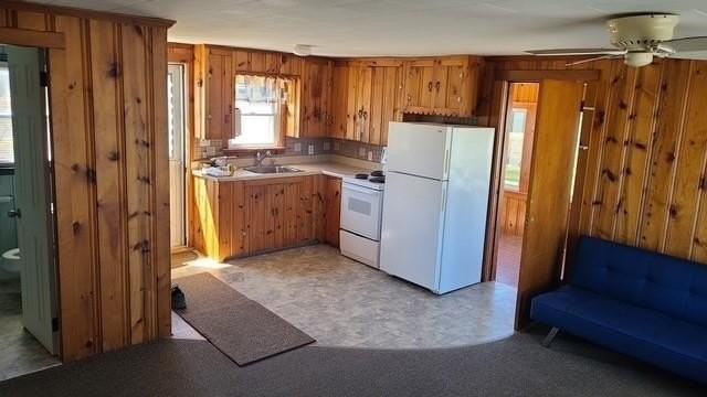 2 Robertson Rd - Photo 3 of 10