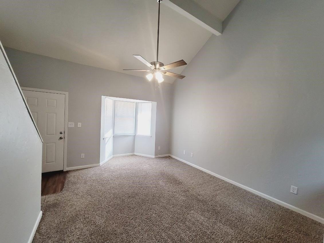 1257 Orange Ave E - Photo 3 of 23