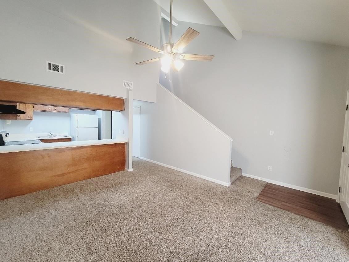 1257 Orange Ave E - Photo 4 of 23