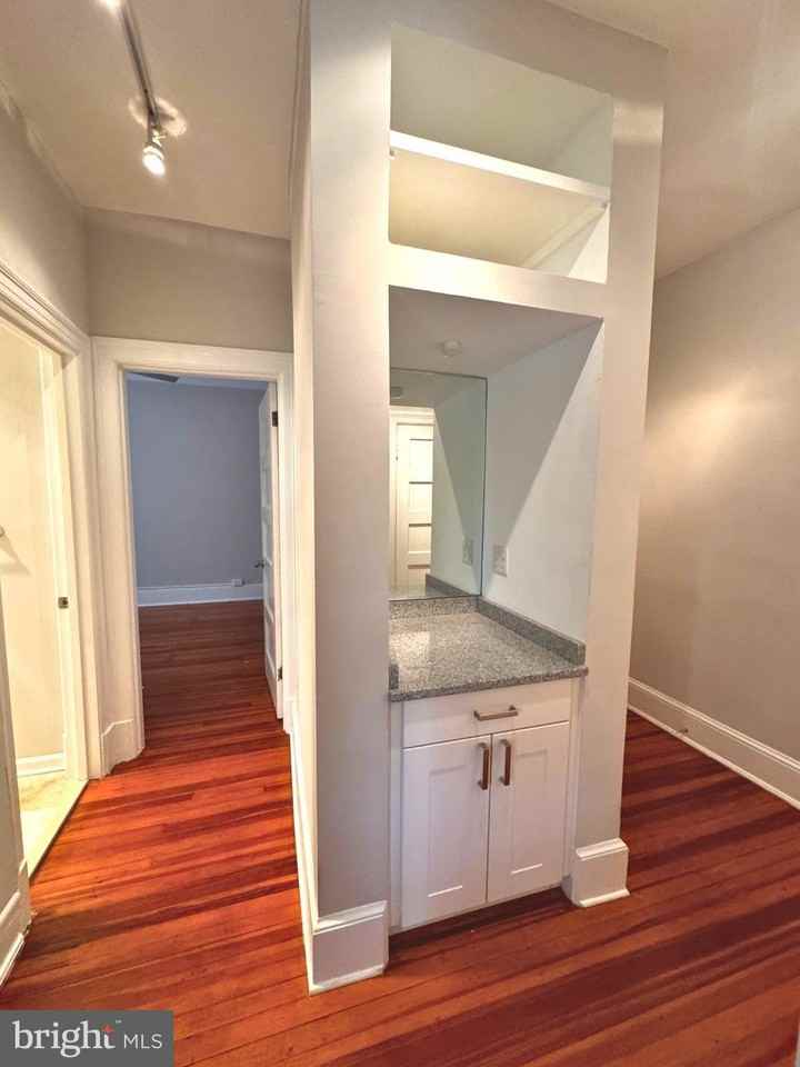1322 15th St Nw #32 - Photo 6 of 27