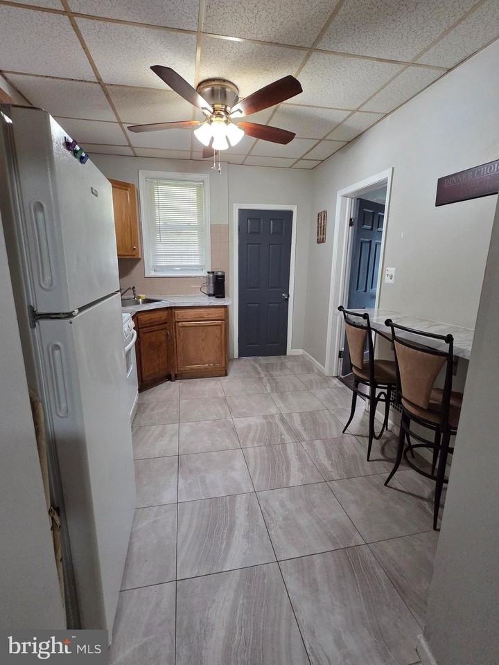 312 Concord Ave #1 - Photo 7 of 9