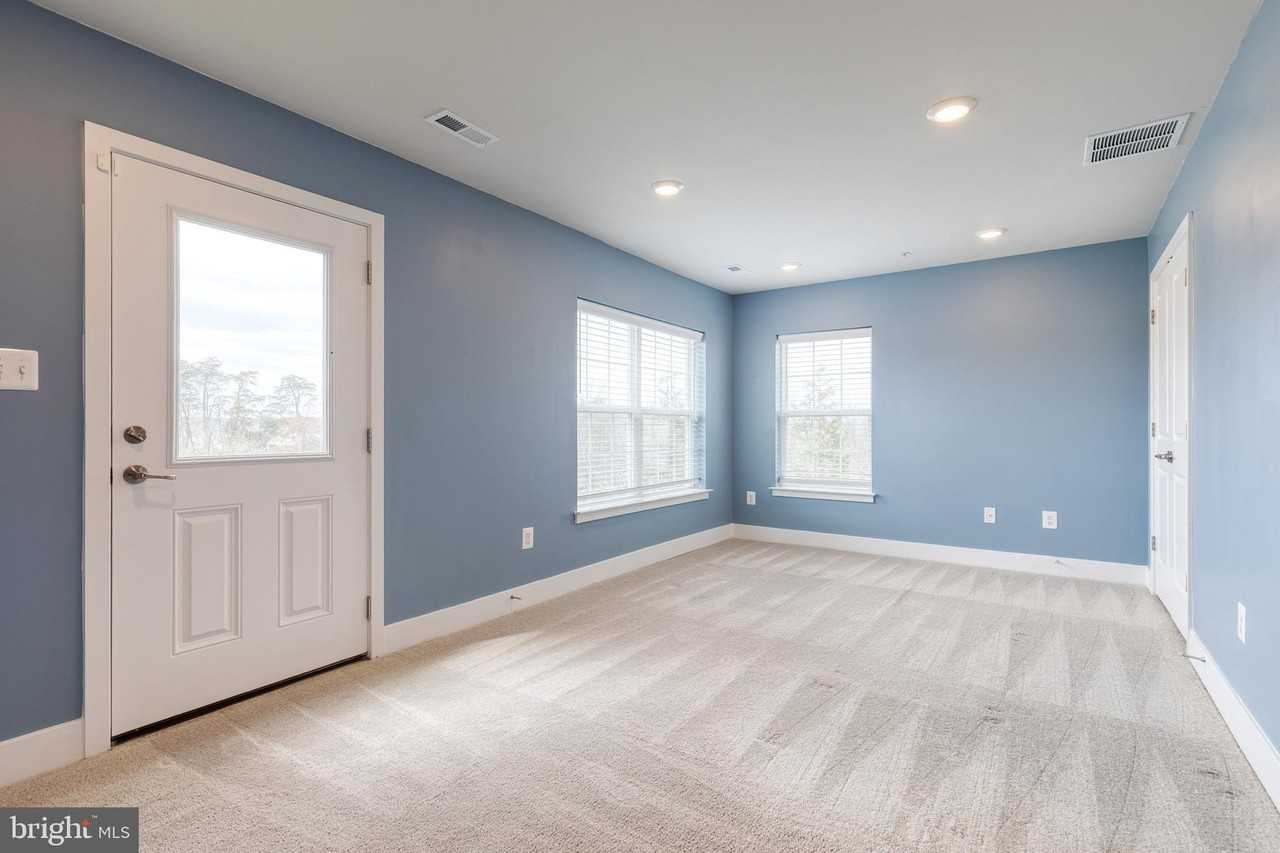 2006 Ivory Brook Rd - Photo 5 of 35