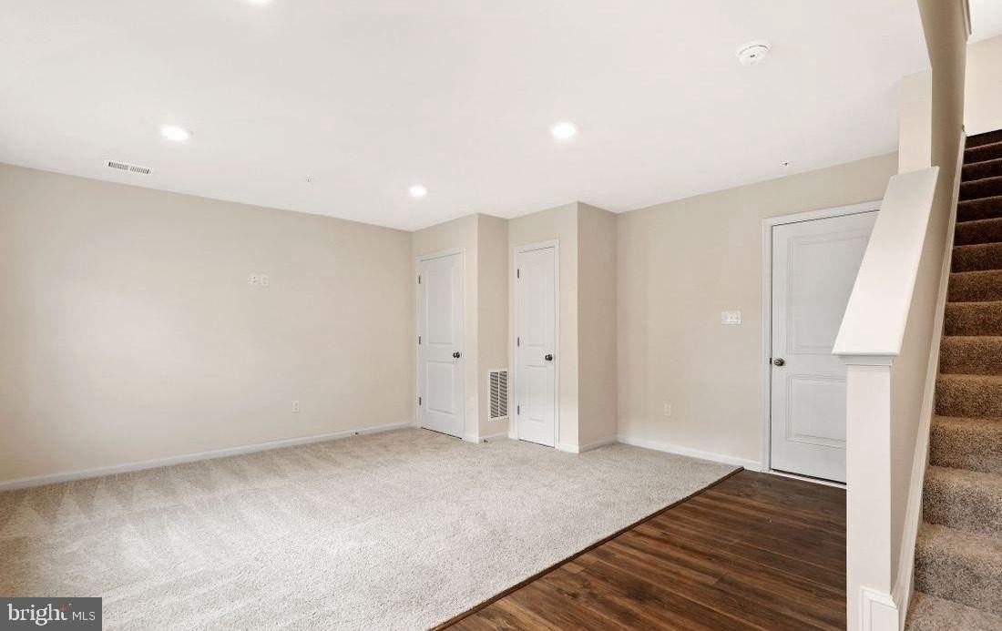 7104 Delegate Pl - Photo 4 of 47