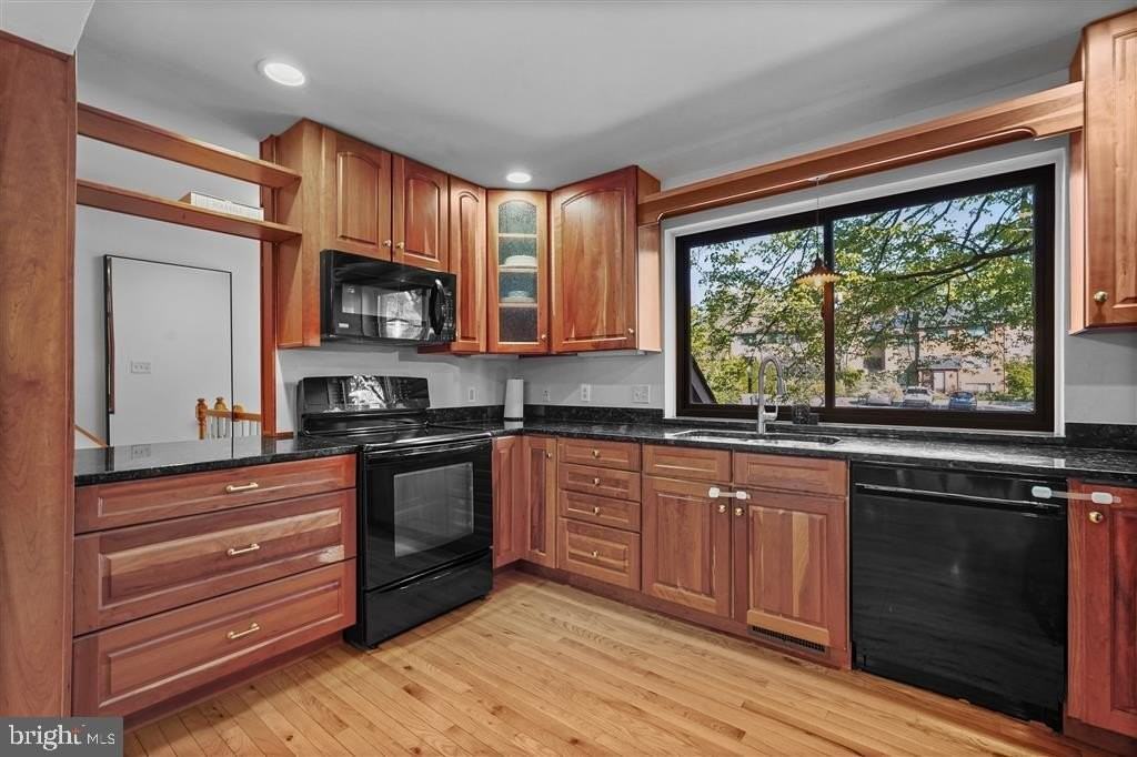 7156 Winter Rose Path - Photo 4 of 24