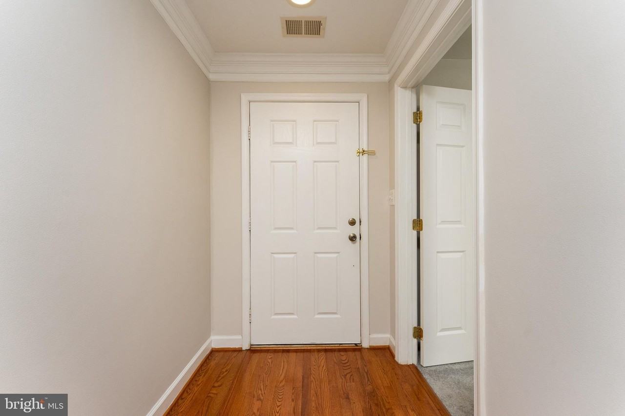 520 Casey Ln - Photo 6 of 50