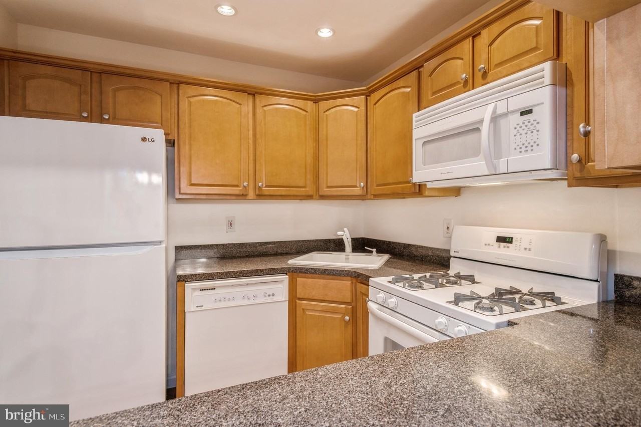 101 Quince Ct - Photo 6 of 19
