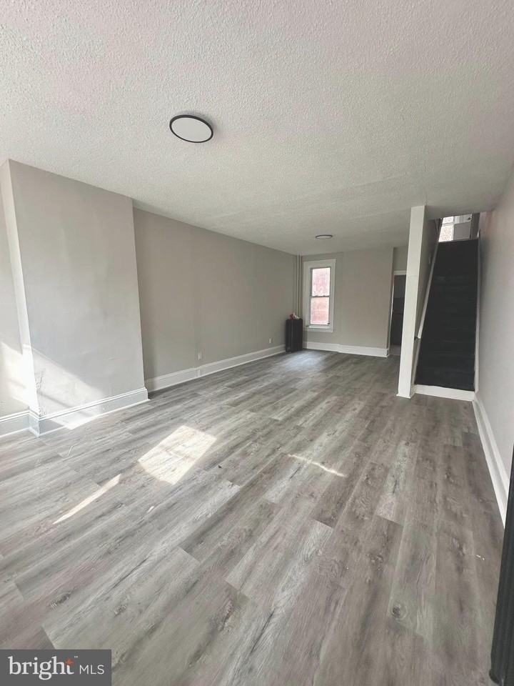 311 Calhoun St - Photo 2 of 9