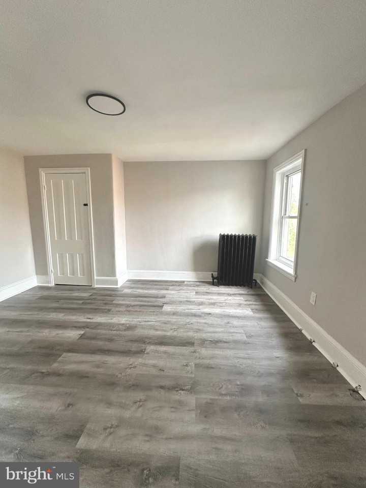 311 Calhoun St - Photo 6 of 9