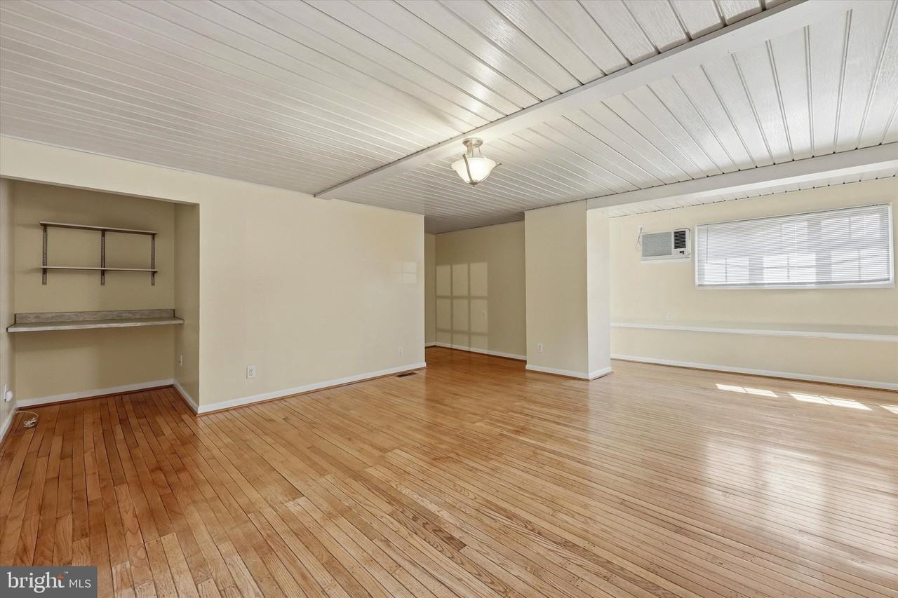 735 Newportville Rd - Photo 5 of 21