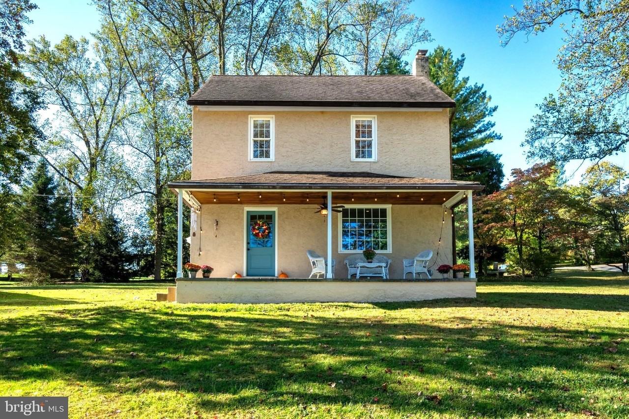 68 Dogwood Ter - Photo 2 of 32