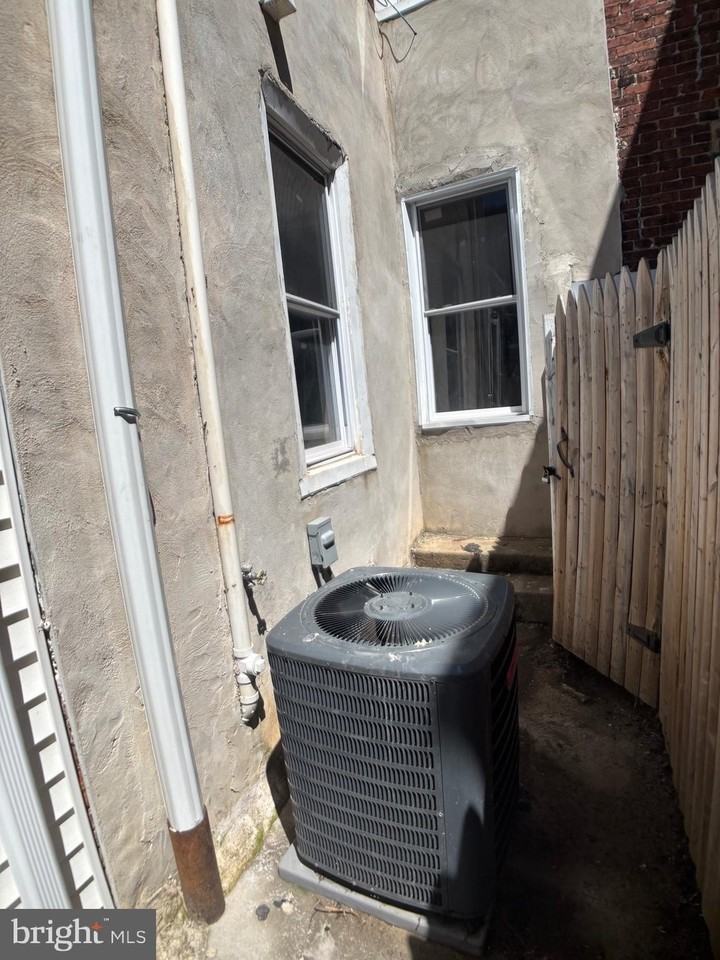 2054 E Ann St - Photo 7 of 22