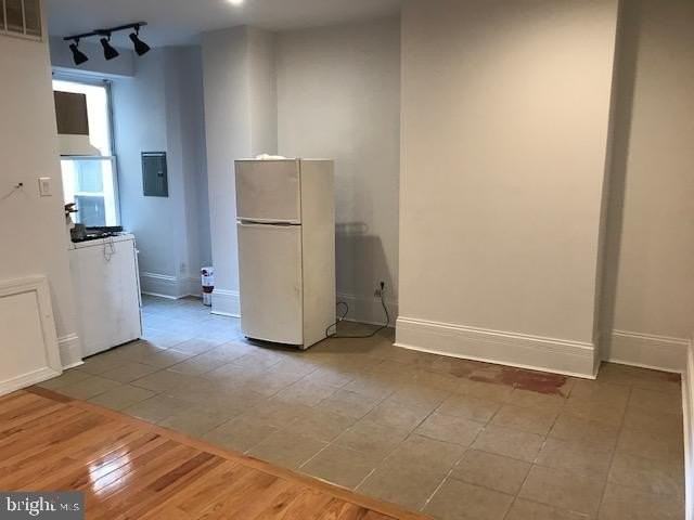 1508 Lombard St #2ndFRONT - Photo 3 of 3