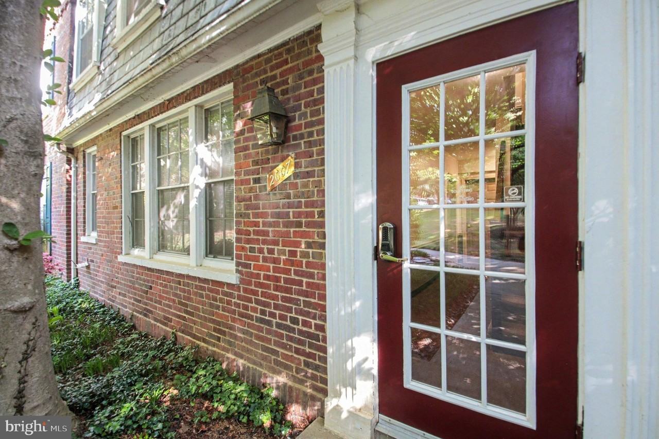 2007 Key Blvd #589 - Photo 3 of 24