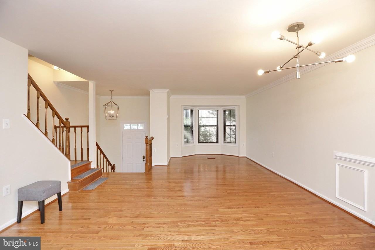 5440 Barrister Pl - Photo 6 of 50