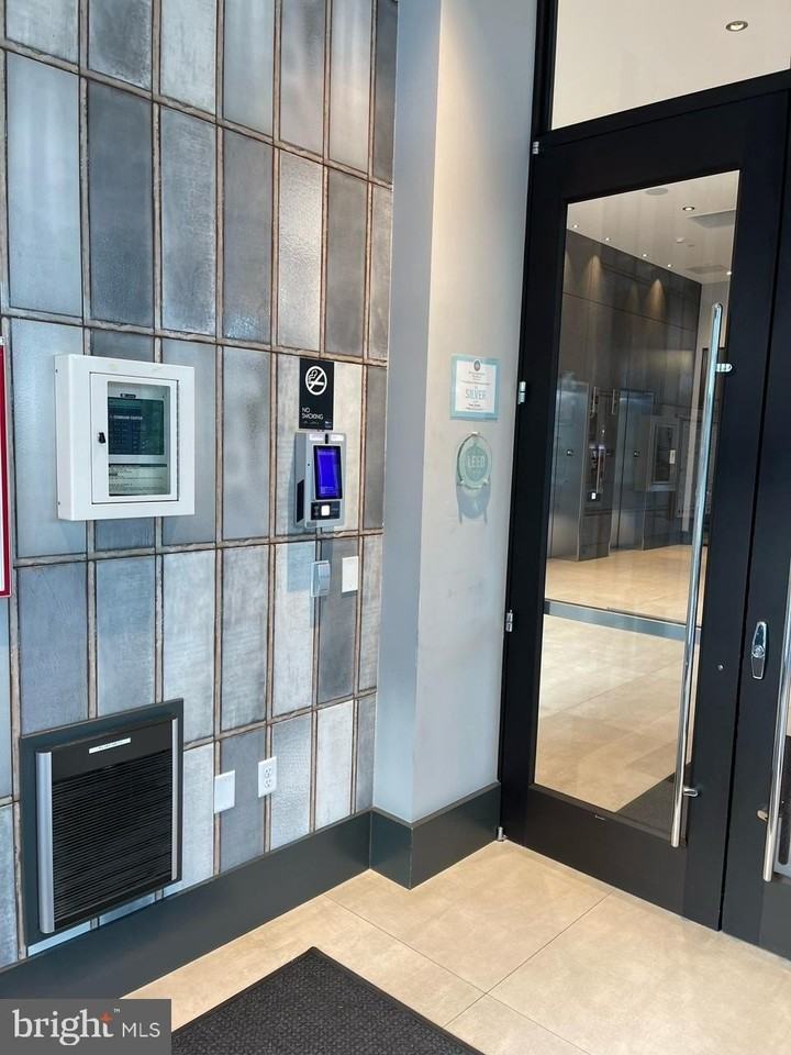 1761 Old Meadow Rd #212 - Photo 2 of 18