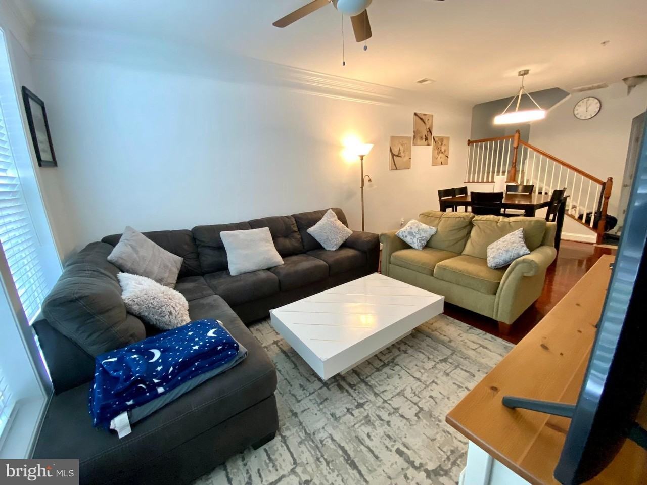 15181 Lancashire Dr - Photo 4 of 22