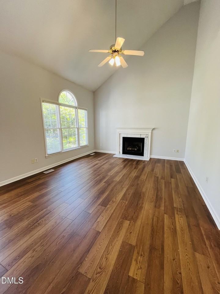 504 Quest Ridge Dr - Photo 2 of 15