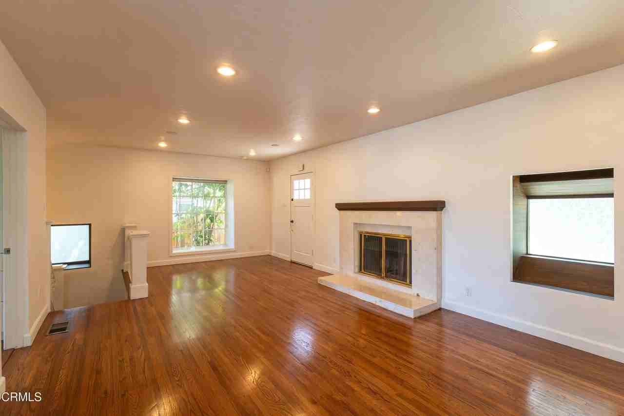 854 Oneonta Dr - Photo 6 of 45