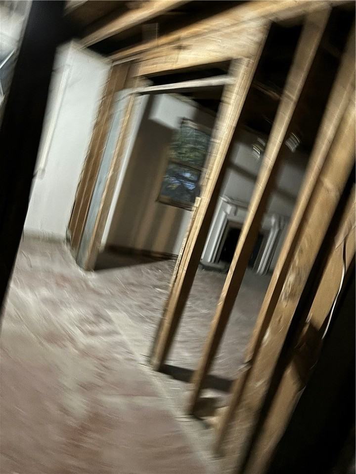 4825 Butler St - Photo 5 of 19