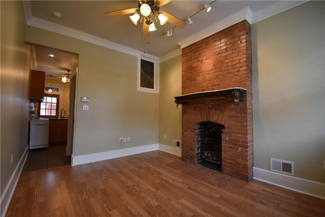 4214 Post St - Photo 4 of 47