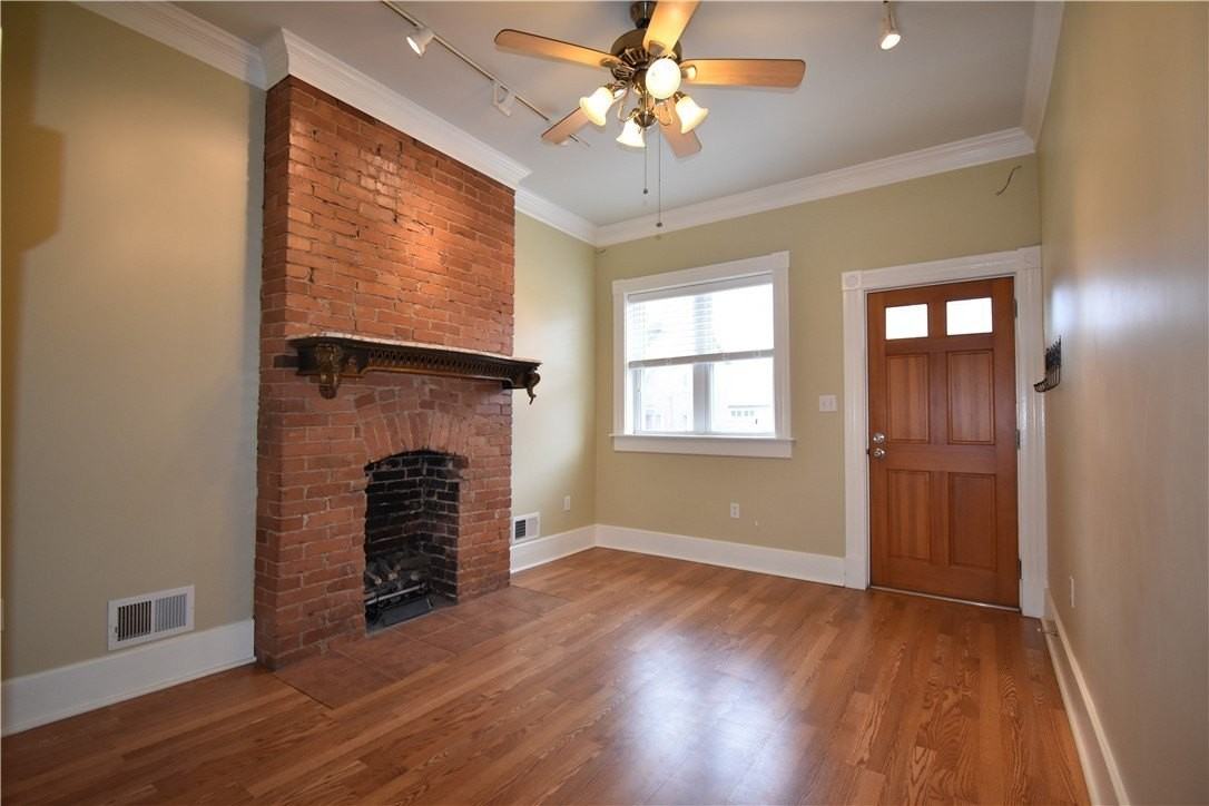 4214 Post St - Photo 5 of 47