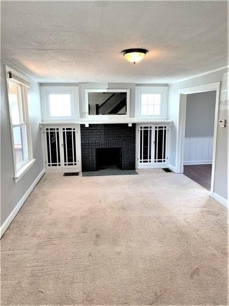 1459 4th St - Photo 4 of 26