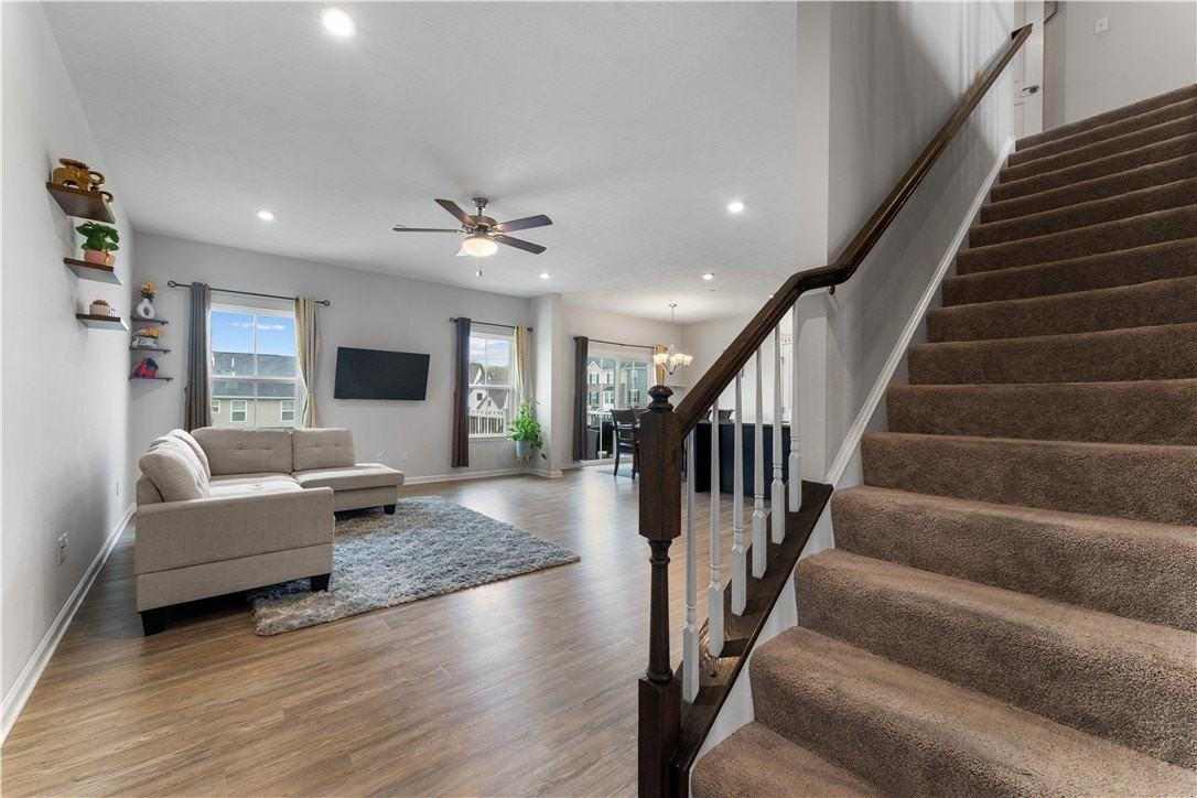 5103 Spruce Rd - Photo 3 of 50