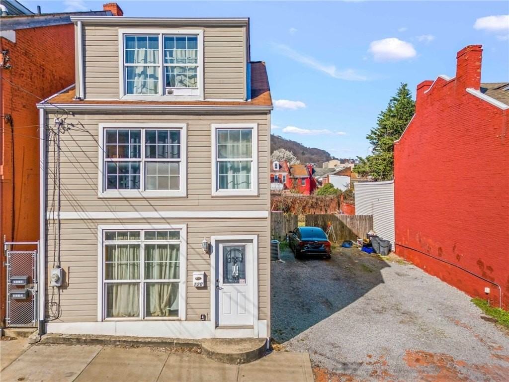 120 S 12th St