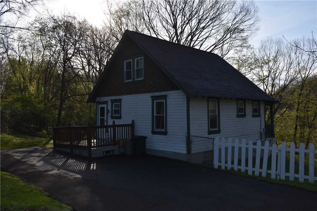 1008 South Rd - Photo 2 of 18