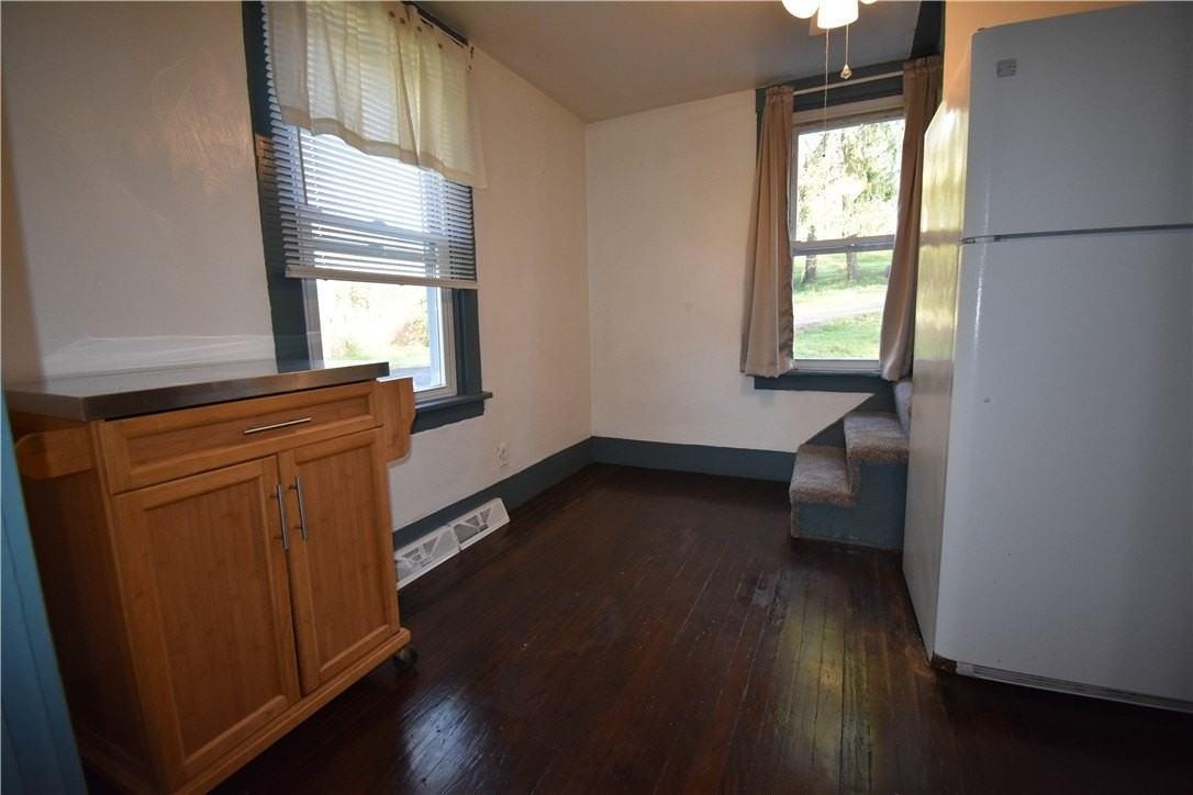 1008 South Rd - Photo 6 of 18