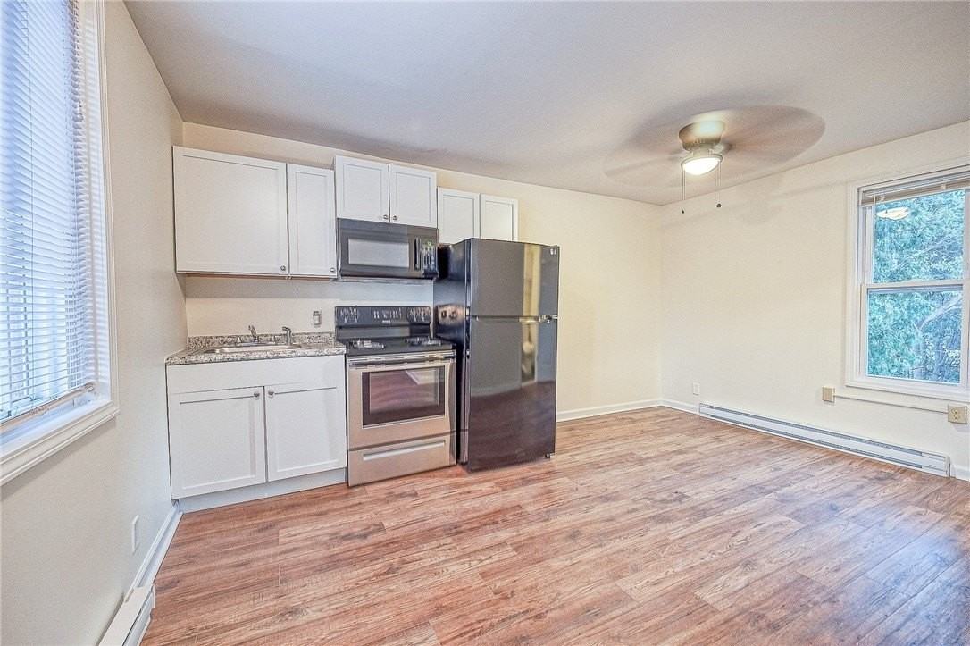 427 Adams St #3 - Photo 2 of 4