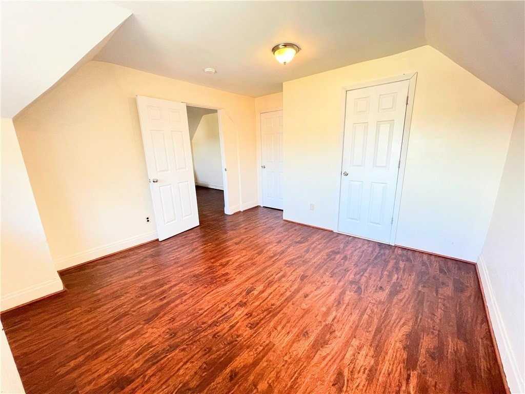 5544 Baywood St #3 - Photo 6 of 7
