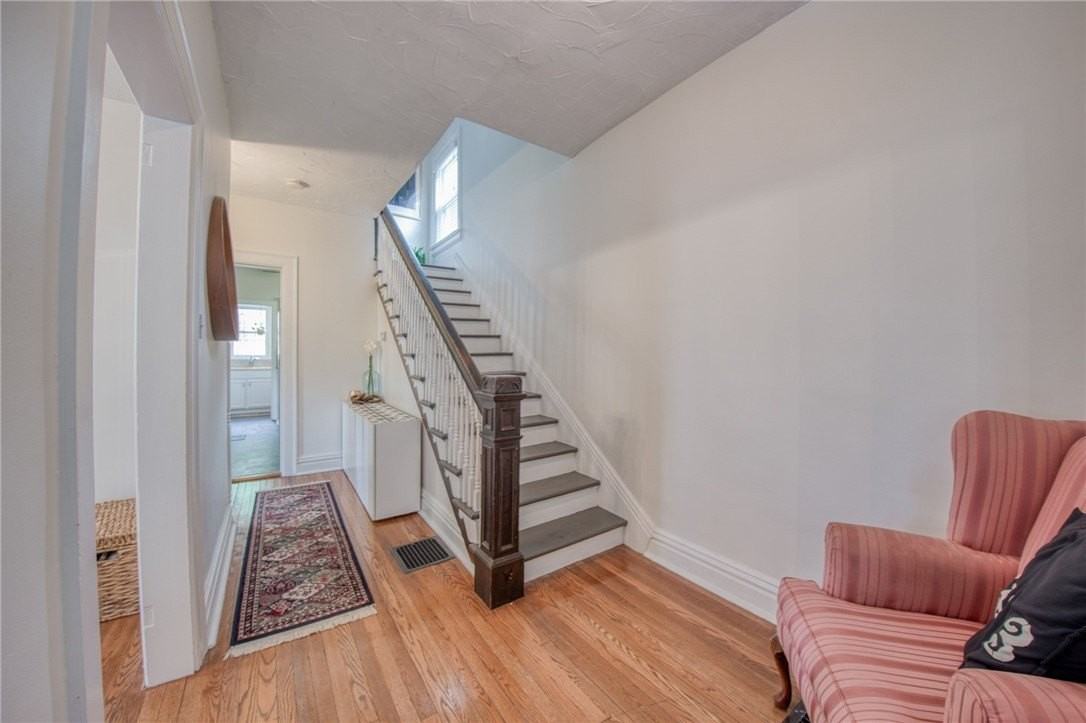 911 Nevin Ave - Photo 2 of 50