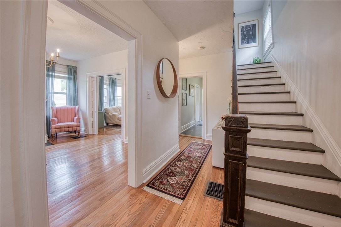 911 Nevin Ave - Photo 3 of 50