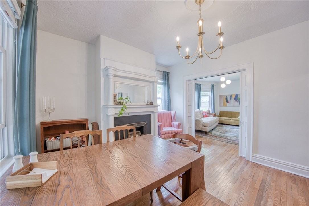 911 Nevin Ave - Photo 6 of 50