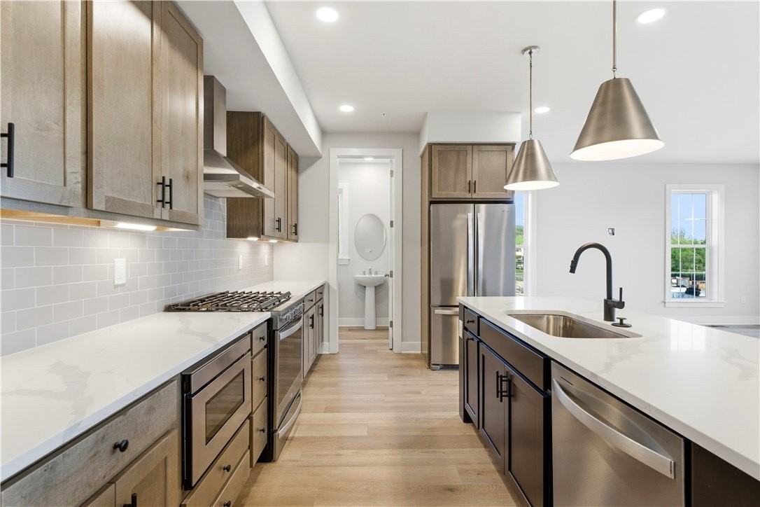 227 Oliver Way - Photo 5 of 46