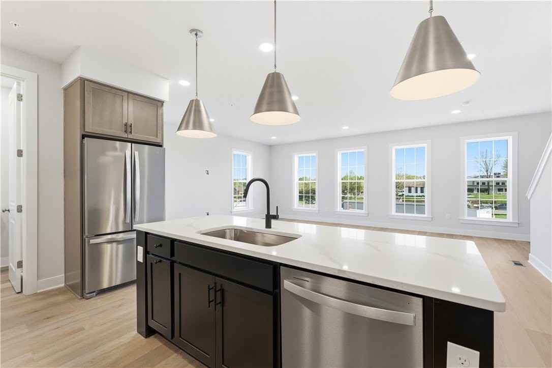 227 Oliver Way - Photo 7 of 46