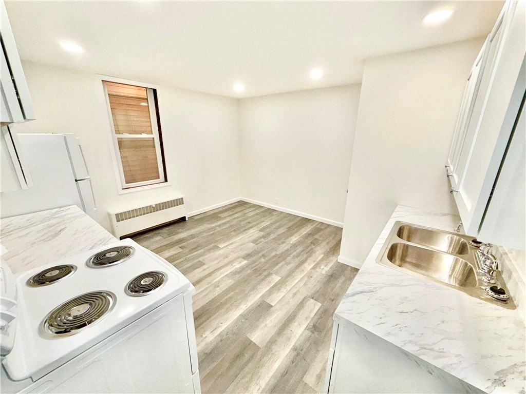 28 Union St #3 - Photo 5 of 8
