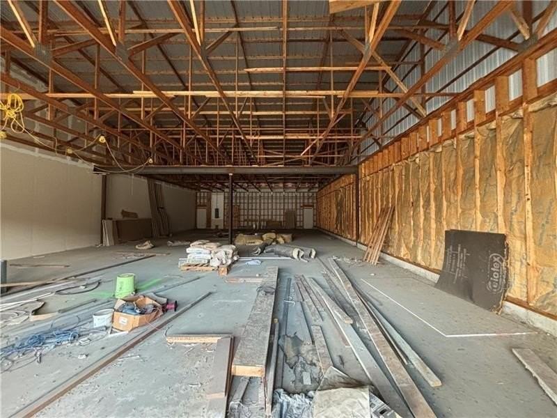 1132 3rd Ave - Photo 4 of 6